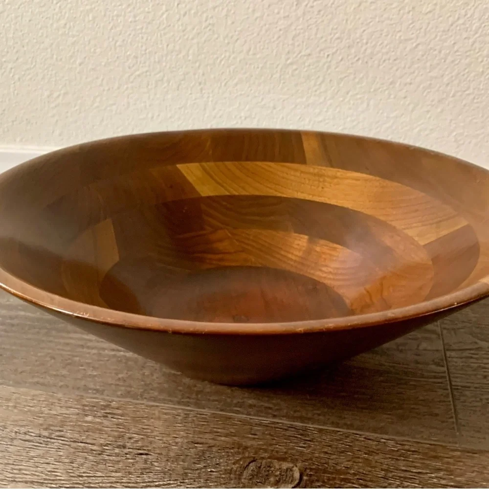 Vintage Mid. Century Walnut Salat Bowl 14”